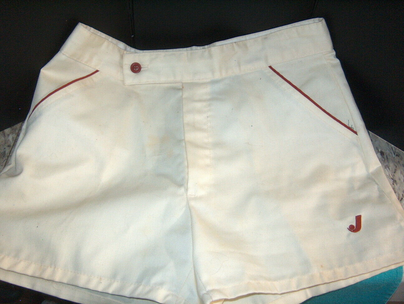 Jantzen "vintage" 1970’s  2 Pocket Men's Shorts Size 30 Off White W/red "j" Used